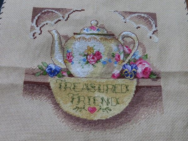 DIMENSIONS　Tresured Friend Teapot