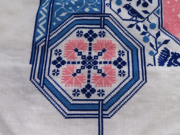 Modern Folk Embroidery　SAL2021　7月