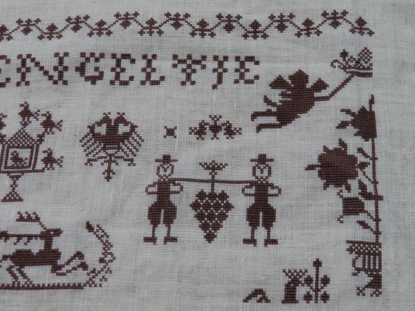 Modern Folk Embroidery SAL2022 2月分