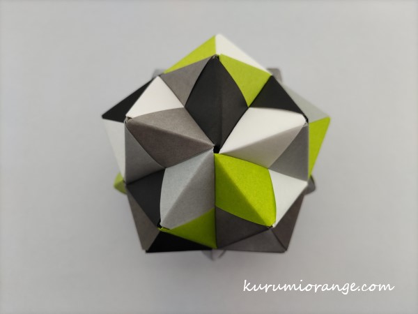 折り紙　くす玉　禅のイメージで